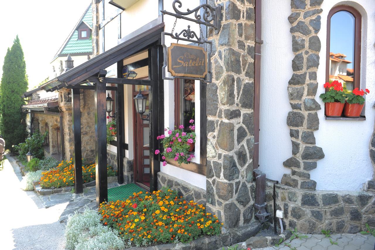 Klub Satelit Zlatibor Bed and Breakfast Esterno foto